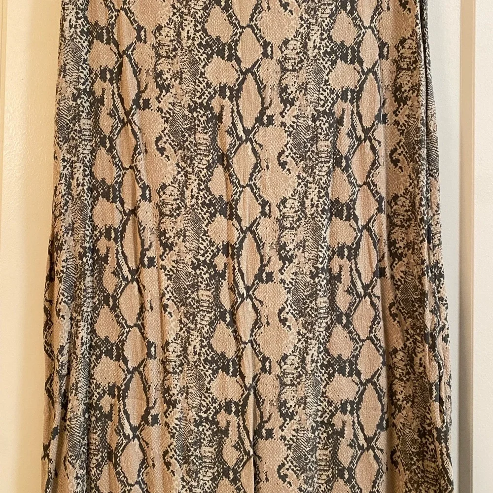 American Eagle Snake Skin Midi‎ Skirt